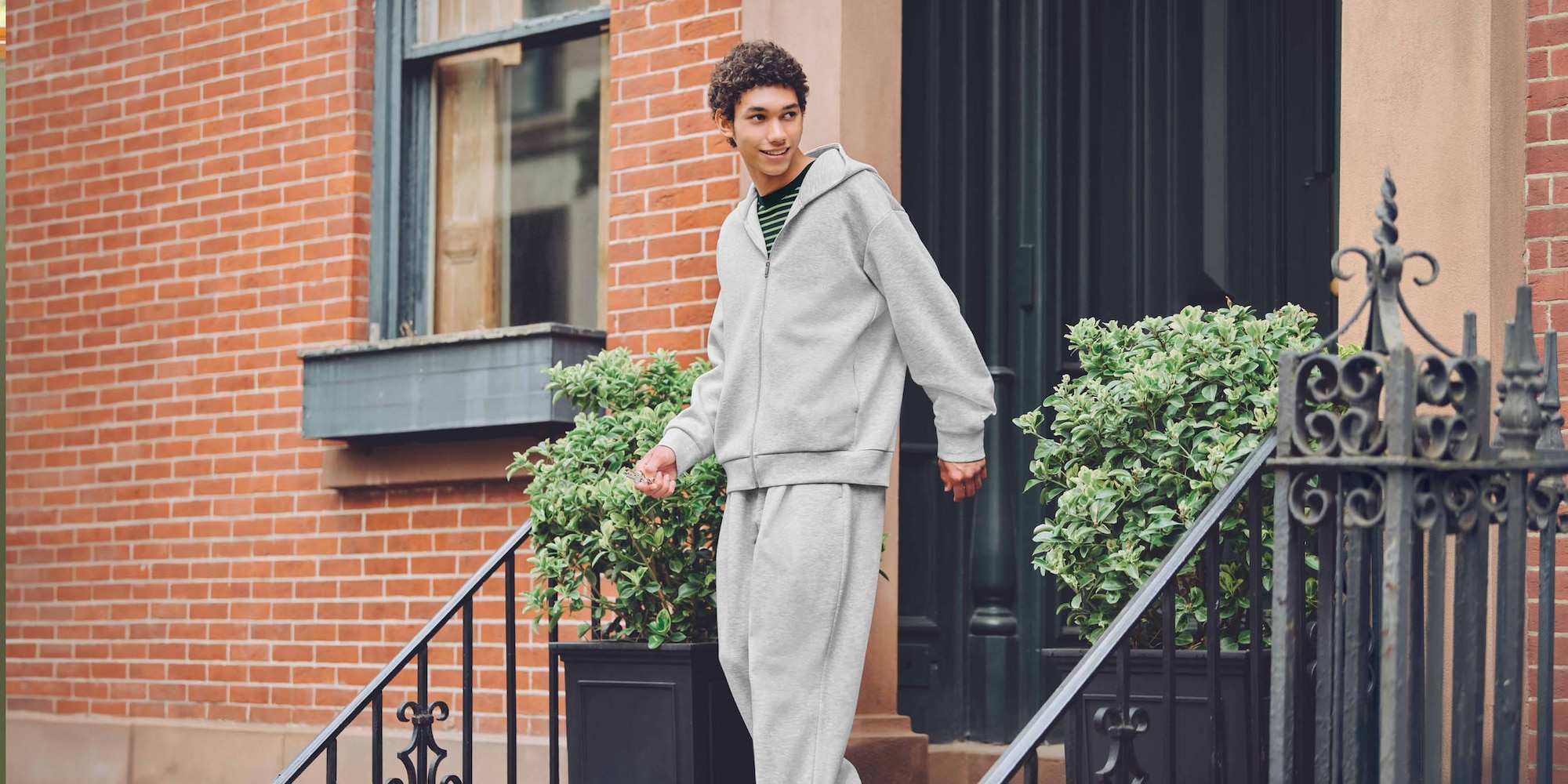 パフスウェットフルジップパーカ