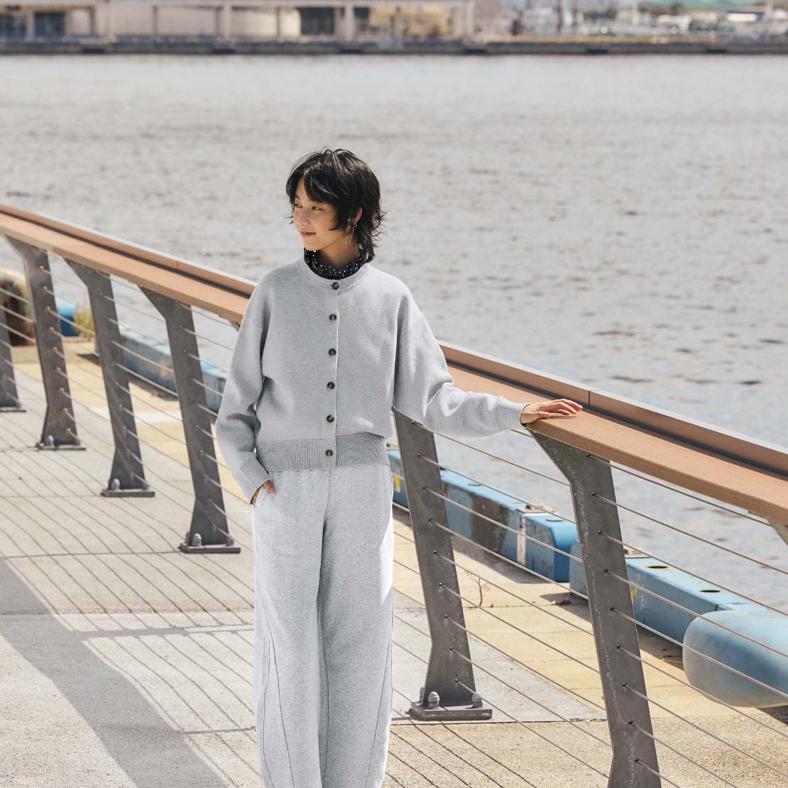 スウェットライクニット
ドルマンスリーブ
カーディガン