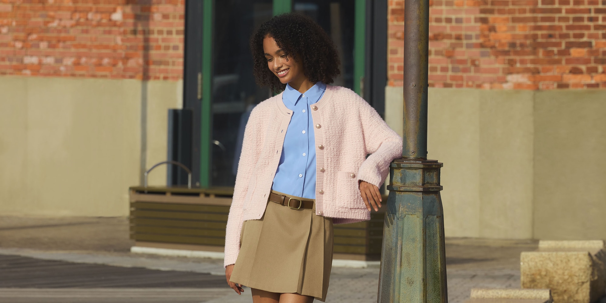 ツイーディーニット
カーディガン