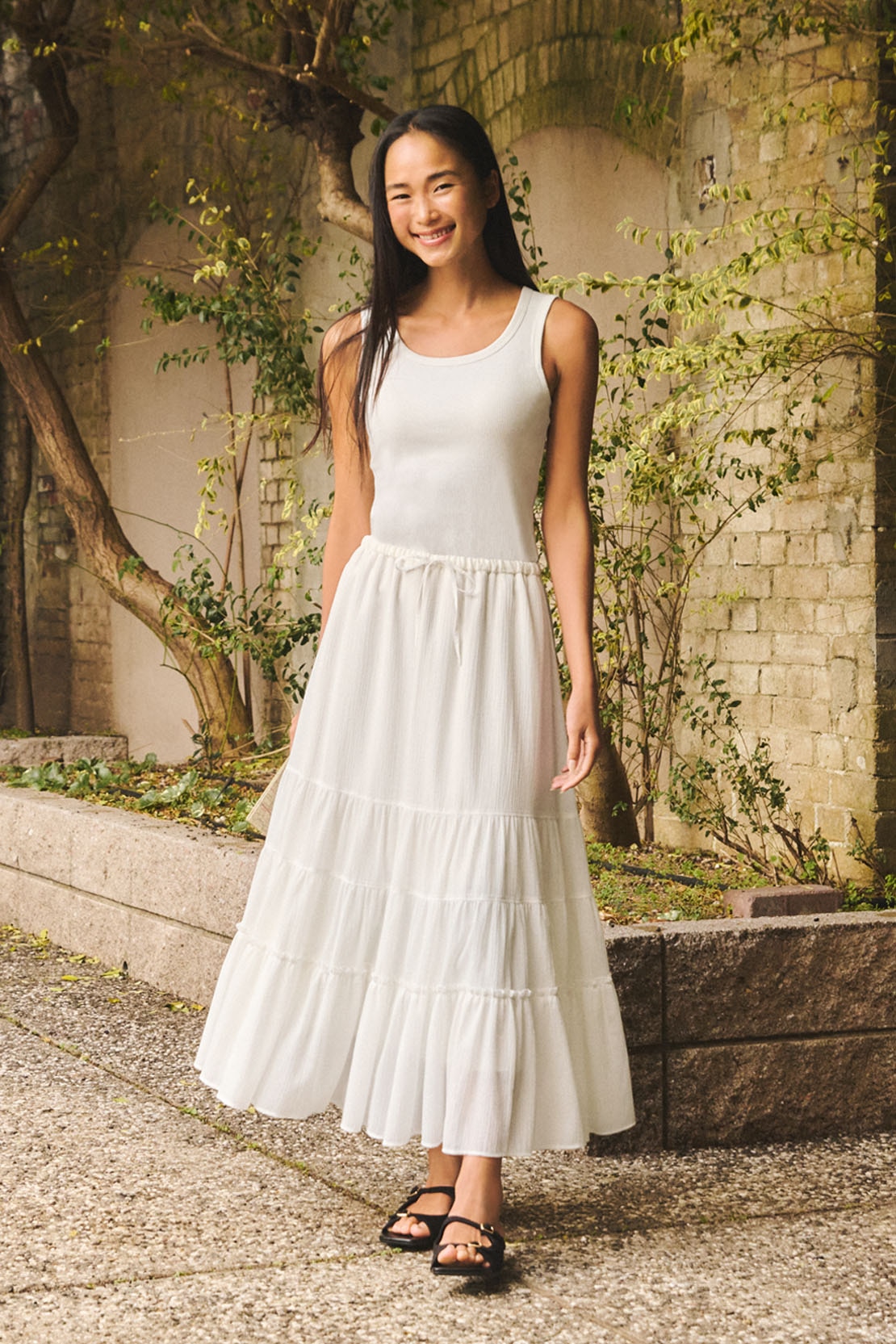 tulle a line wedding dress with plunging v neck Deep V-Neck Tulle Wedding Dresses With Cape ZW506 – TANYA BRIDAL main image 1