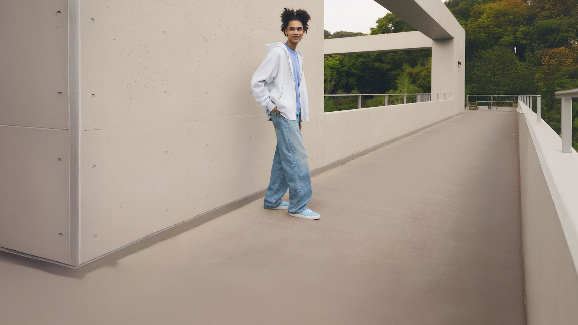 ジーンズ・デニムパンツ