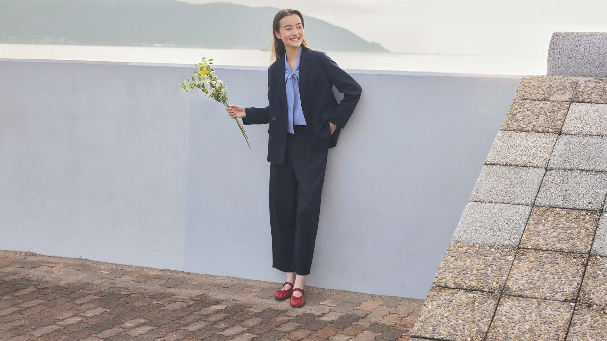 きれいめアイテム オンもオフも活躍する洗練されたアイテム