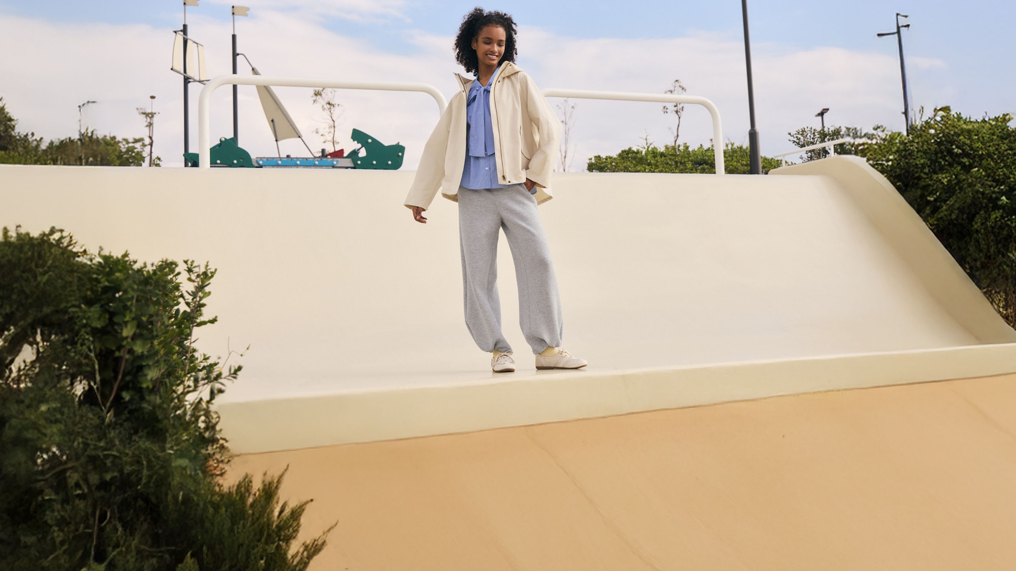 イージーパンツ