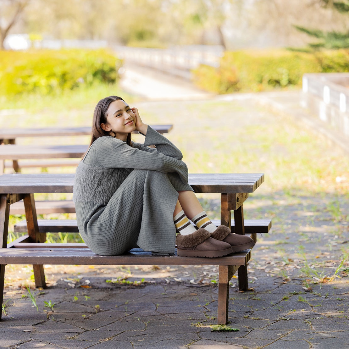 GU公式 | シューズ(レディース)