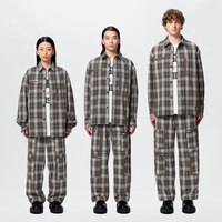 https://image.uniqlo.com/GU/ST3/us/imagesgoods/352690001/feature/usgoods_352690001_feature4.jpg