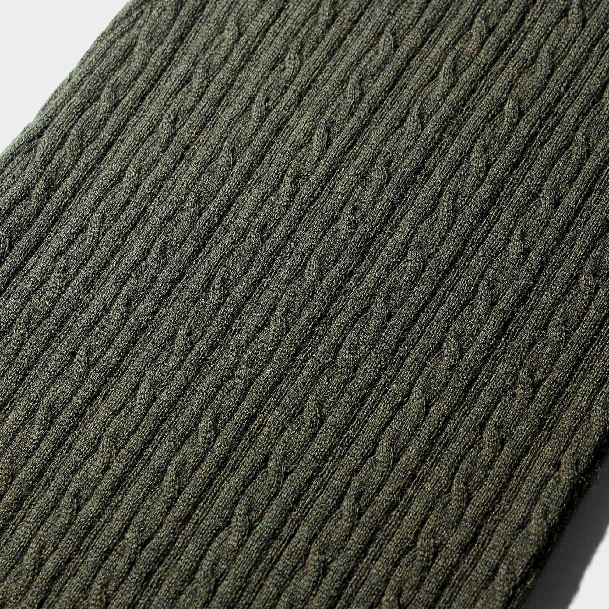 https://image.uniqlo.com/GU/ST3/us/imagesgoods/352834/feature/usgoods_352834_feature1.jpg