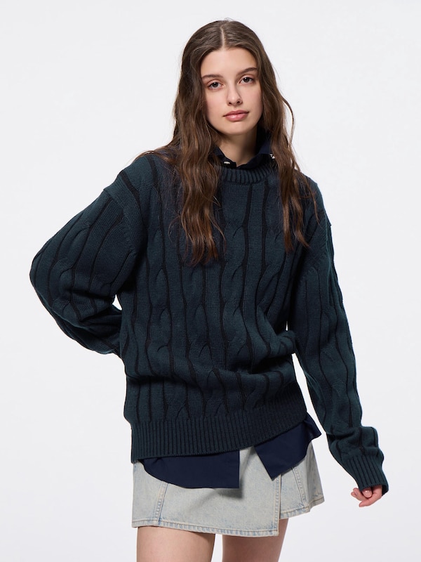 Wide Cable Crew Neck Sweater