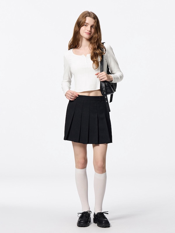 Cotton Blend Ribbed Cropped Henley T-Shirt