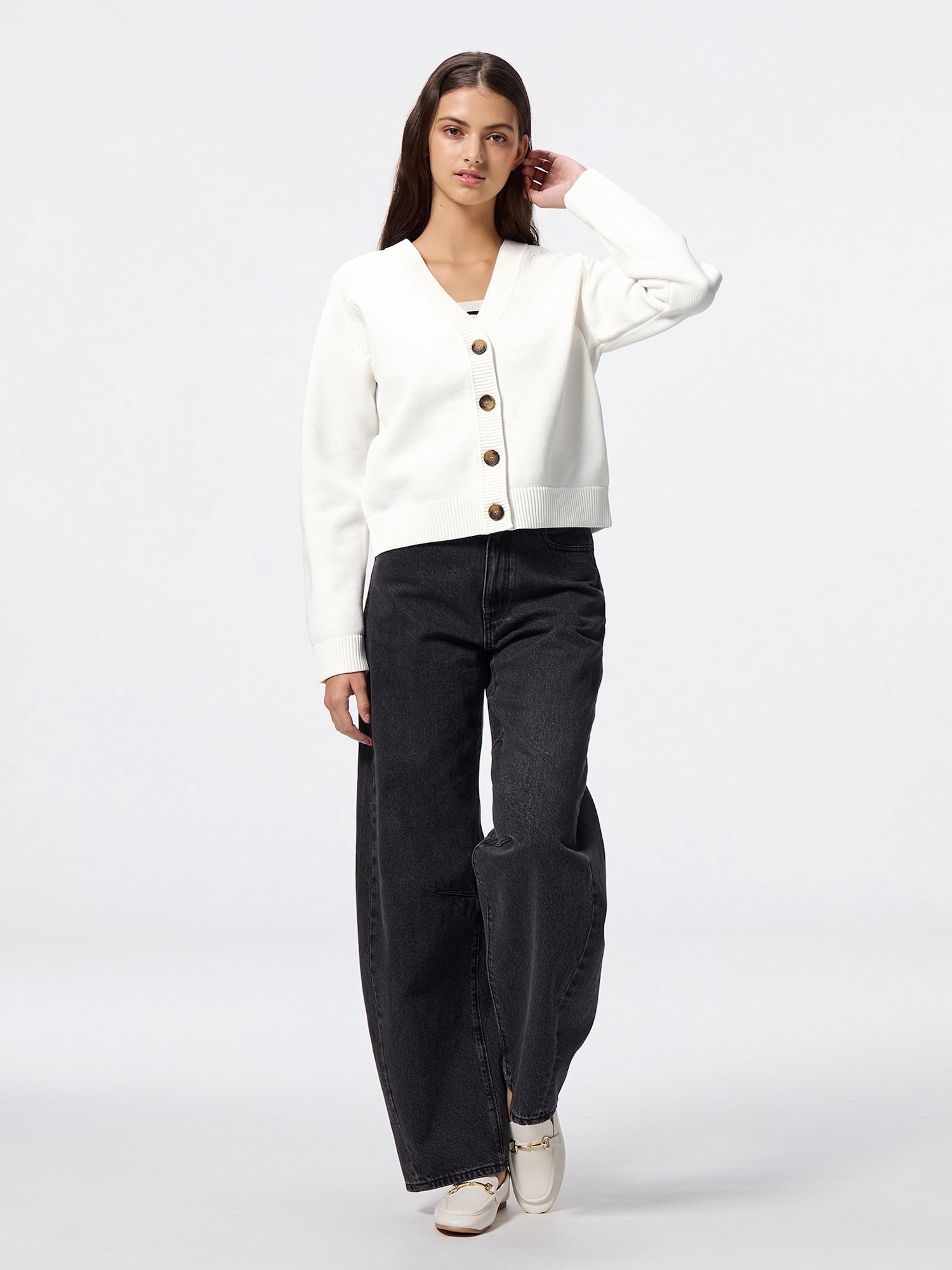 数霊 KAZUTAMAMINI  保証書付き新品　おまけ付き Sponge Knit V Neck Cardigan | GU US