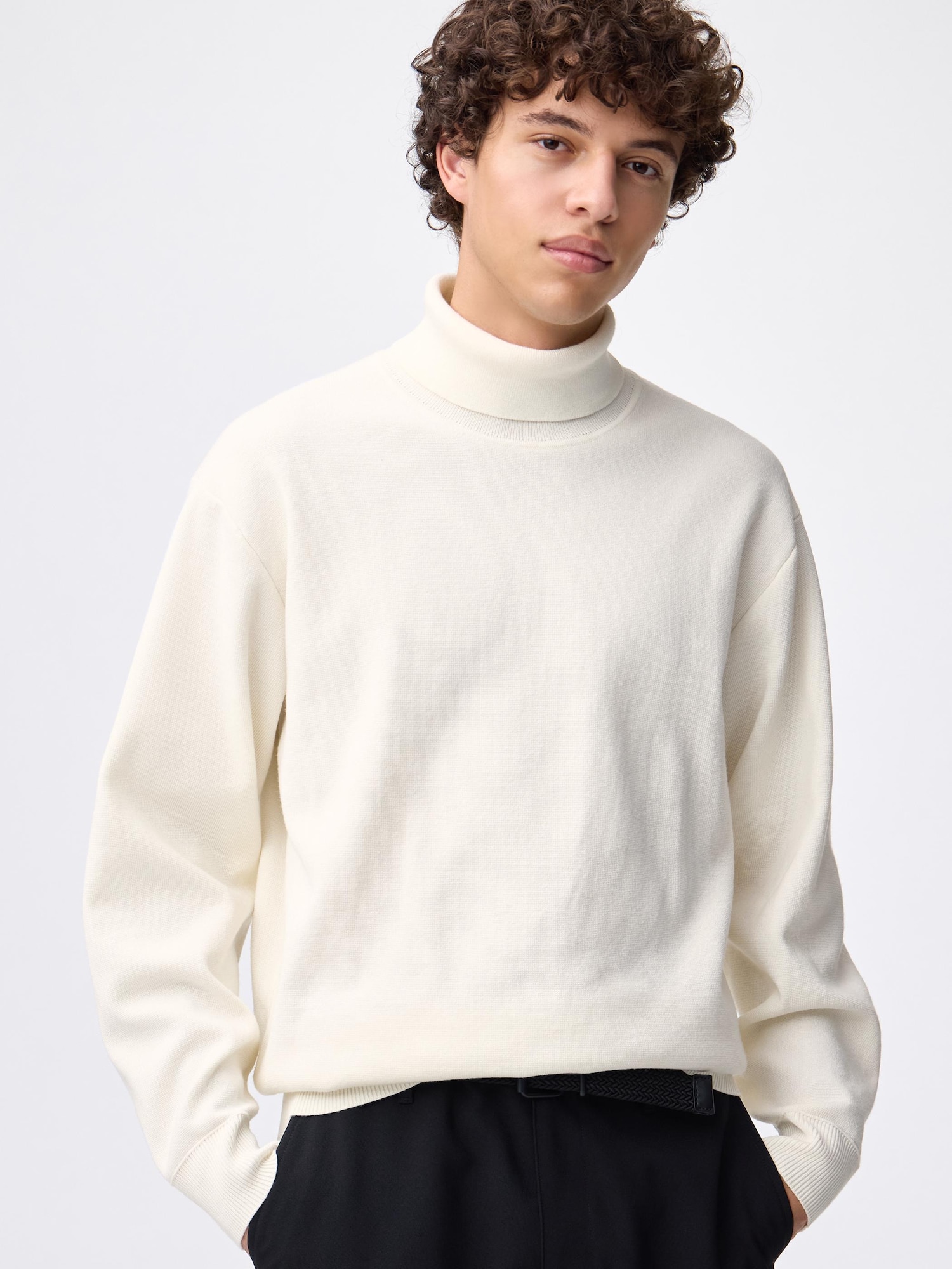 Milano Ribbed Turtleneck Sweater | GU US