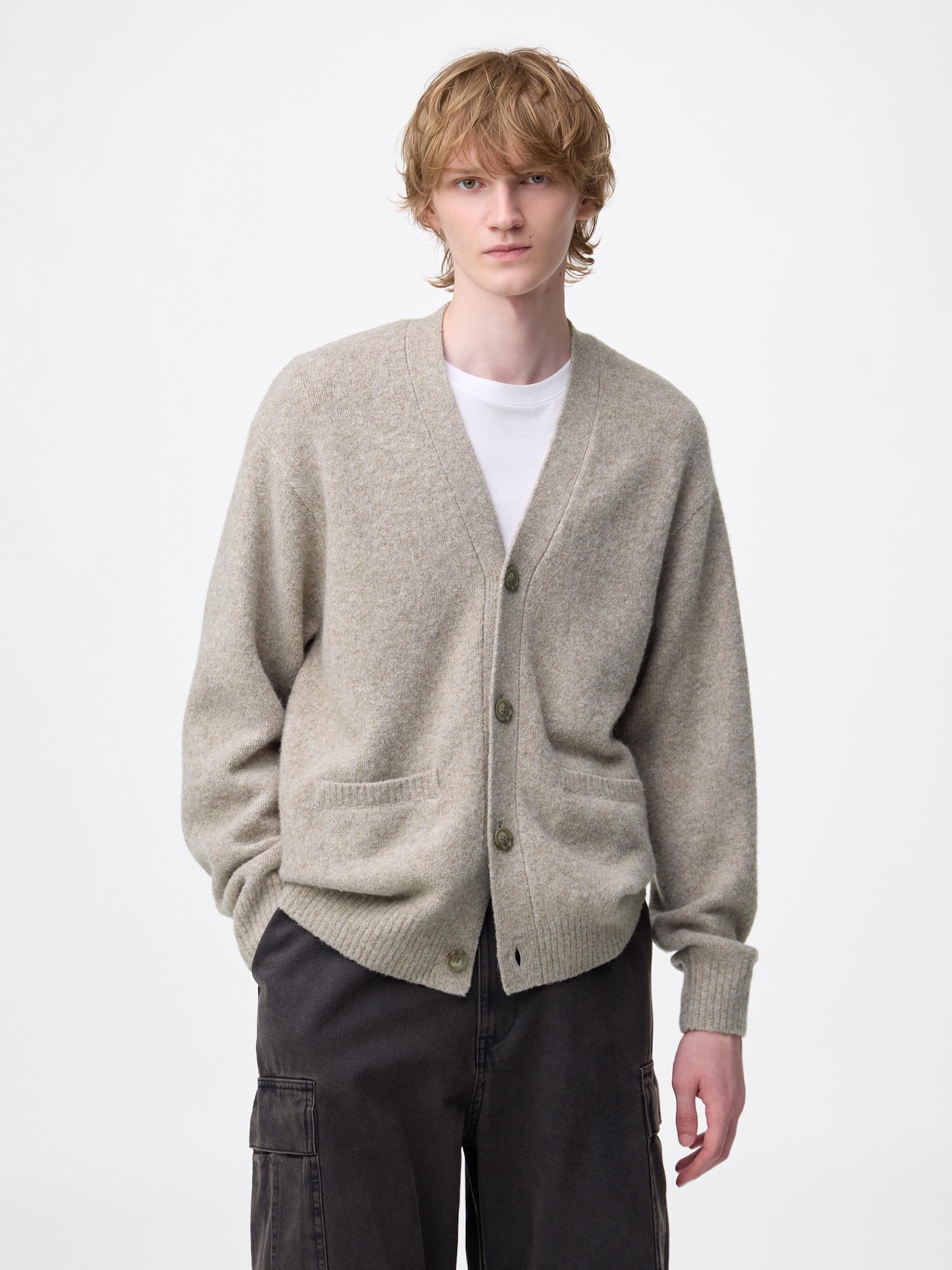 Puffy Touch Knit V Neck Cardigan | GU US Puffy Touch Knit V Neck Cardigan | GU US