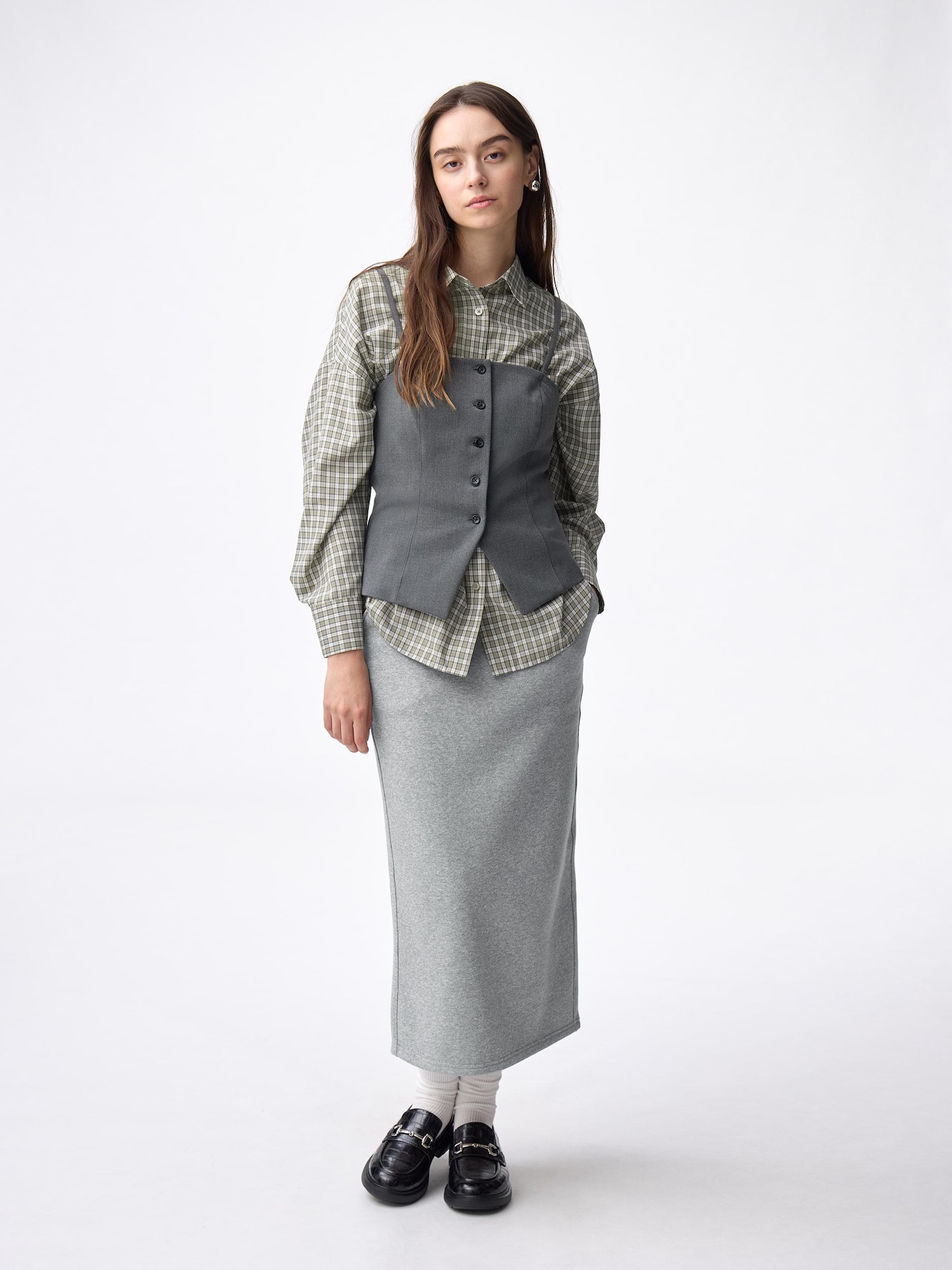 y*t様 LOHEN / NARROW SKIRT / BLACK ARTEMIS Luxe Suede Skirt for Women | Chic Front Slit Black