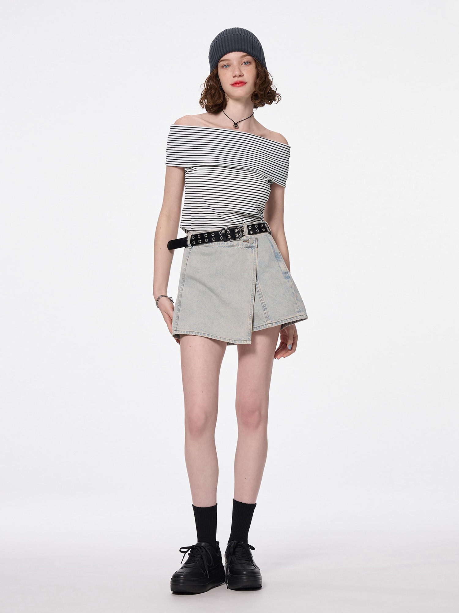 Striped Off The Shoulder T-Shirt | GU US