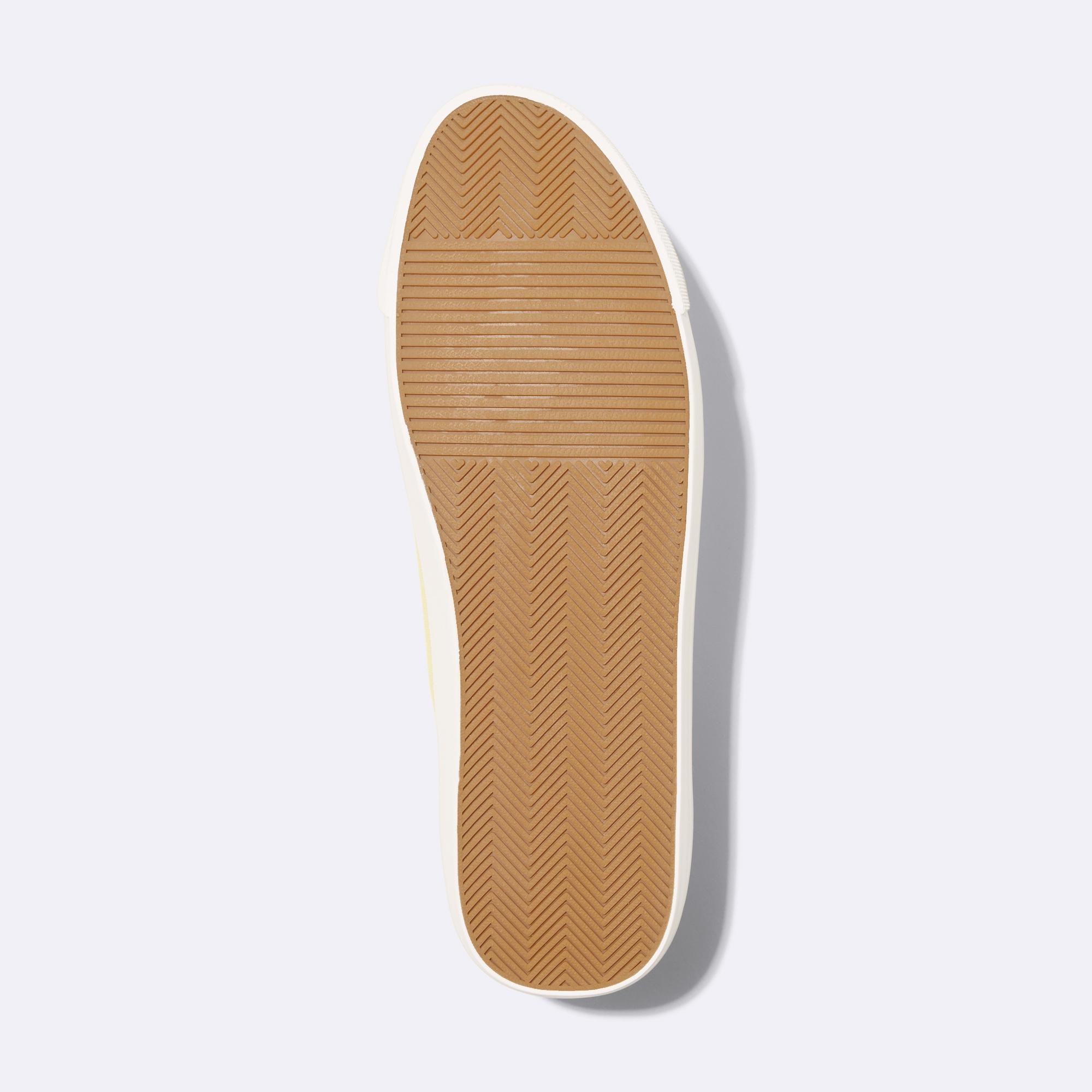 Comfy Insole Canvas Sneakers | GU US