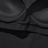 https://image.uniqlo.com/GU/ST3/us/imagesgoods/359065/feature/usgoods_359065_feature2.jpg
