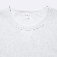 https://image.uniqlo.com/GU/ST3/us/imagesgoods/359078/feature/usgoods_359078_feature1.jpg