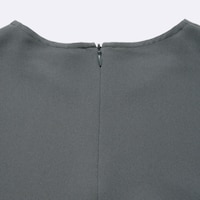 https://image.uniqlo.com/GU/ST3/us/imagesgoods/359563/feature/usgoods_359563_feature3.jpg