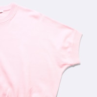 https://image.uniqlo.com/GU/ST3/us/imagesgoods/359651/feature/usgoods_359651_feature1.jpg
