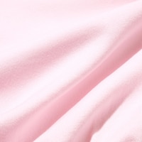 https://image.uniqlo.com/GU/ST3/us/imagesgoods/359651/feature/usgoods_359651_feature2.jpg