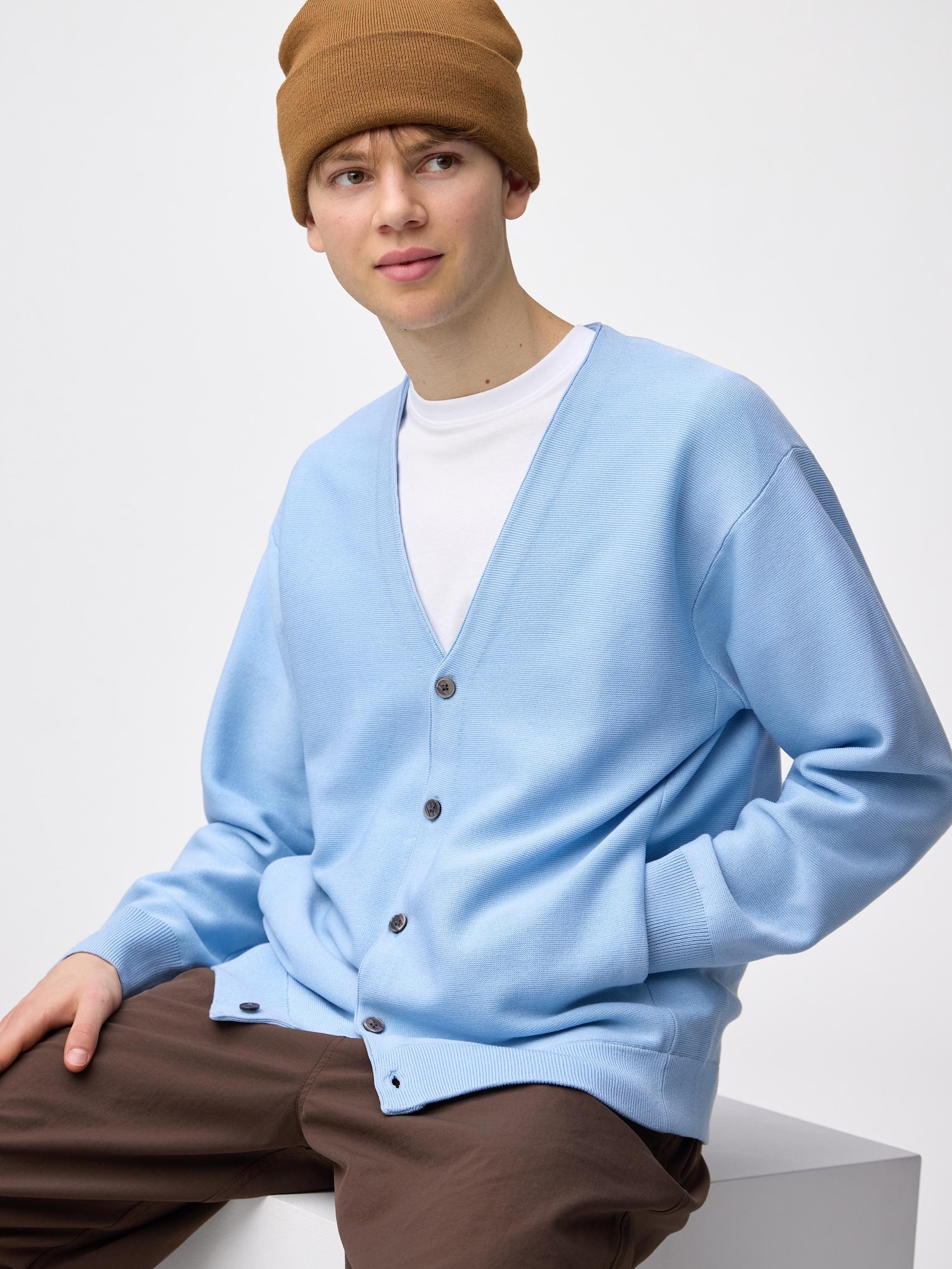 Unisex Washable V Neck Cardigan | GU US