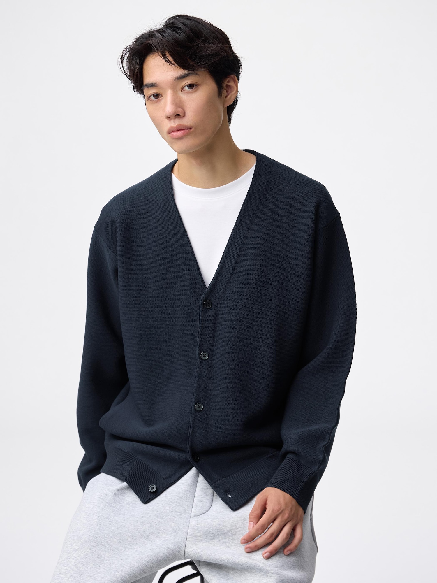 Unisex Washable V Neck Cardigan | GU US
