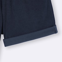https://image.uniqlo.com/GU/ST3/us/imagesgoods/359750/feature/usgoods_359750_feature3.jpg