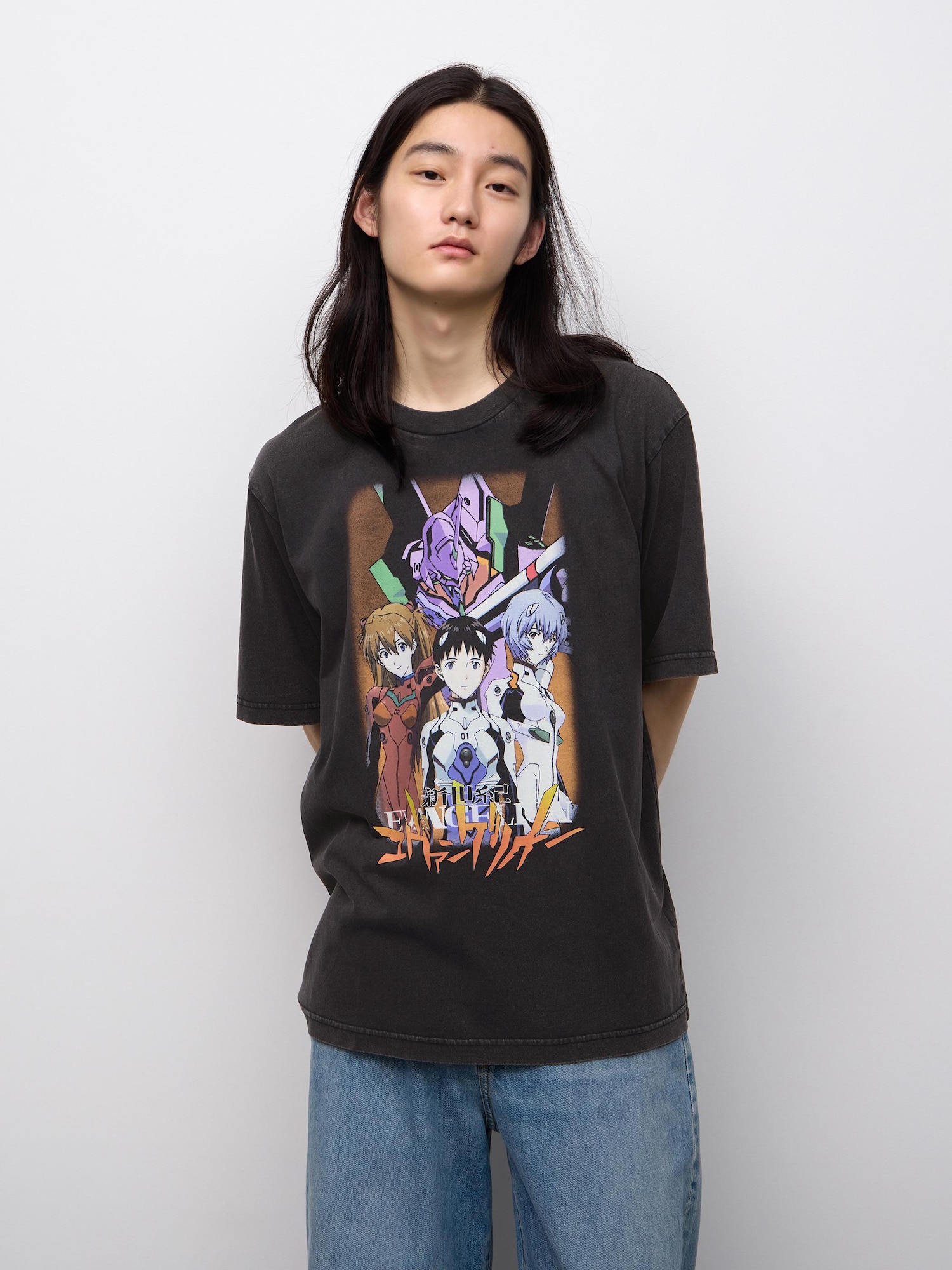 T-SHIRT GRAPHICS世界のTシャツ・グラフィックス Men's Graphic Tees - GU US