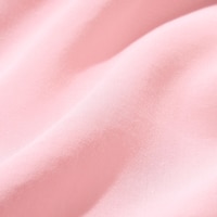 https://image.uniqlo.com/GU/ST3/us/imagesgoods/359811/feature/usgoods_359811_feature1.jpg