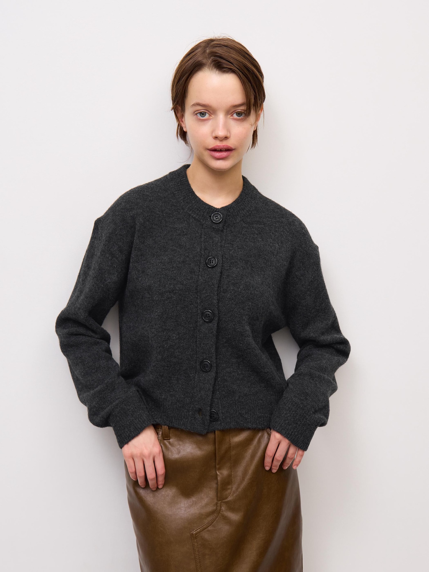 Puffy Touch Knit Crew Neck Cardigan | Cl by GU