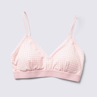 https://image.uniqlo.com/GU/ST3/us/imagesgoods/360587/feature/usgoods_360587_feature1.jpg