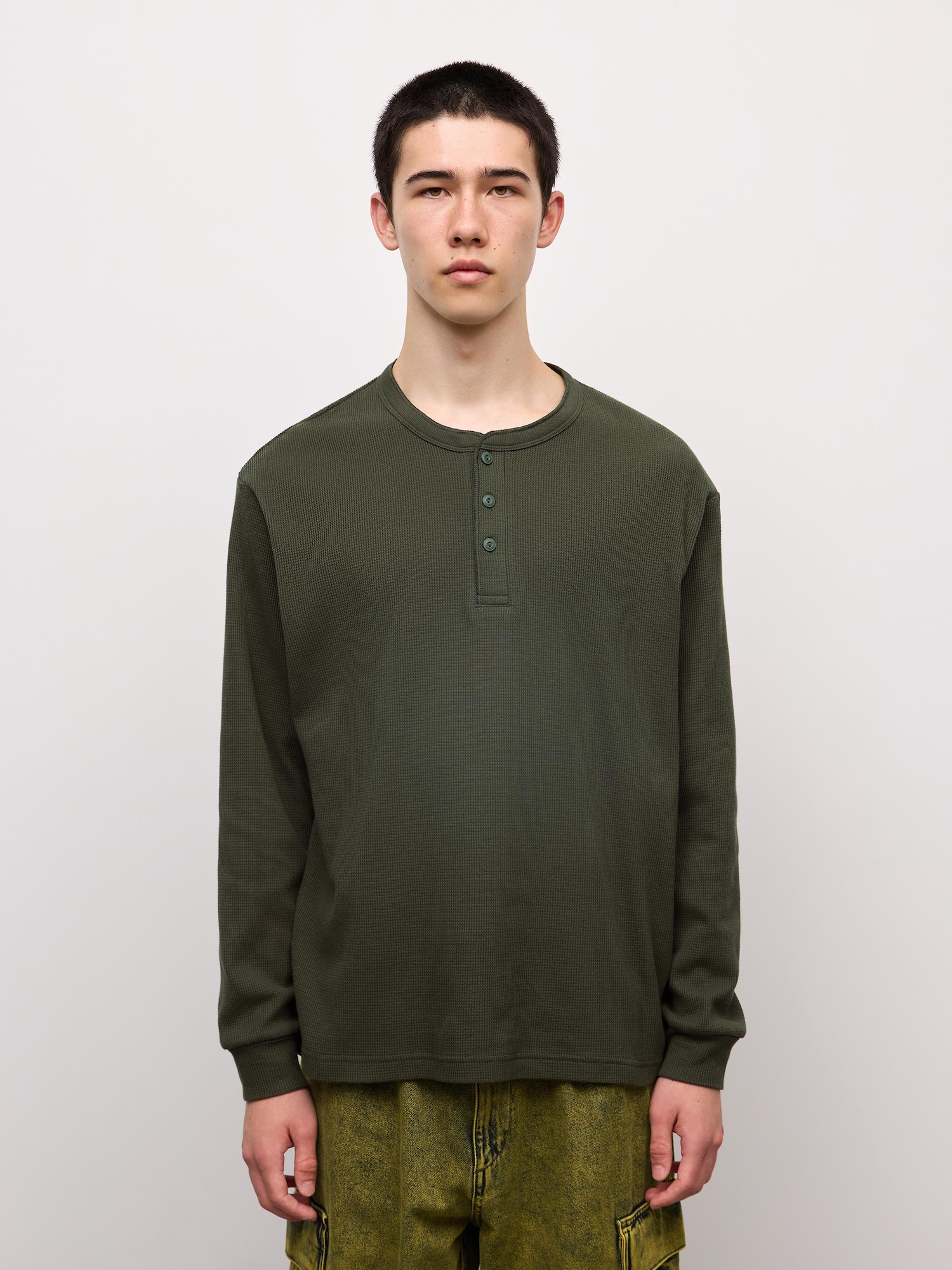 Men's Warm Waffle Henley Neck T-Shirt | L | GU US