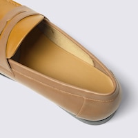 https://image.uniqlo.com/GU/ST3/us/imagesgoods/360788/feature/usgoods_360788_feature1.jpg
