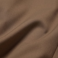 https://image.uniqlo.com/GU/ST3/us/imagesgoods/360872/feature/usgoods_360872_feature1.jpg