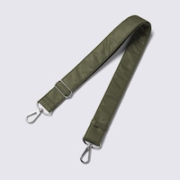 https://image.uniqlo.com/GU/ST3/us/imagesgoods/360891/feature/usgoods_360891_feature2.jpg