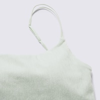 https://image.uniqlo.com/GU/ST3/us/imagesgoods/360962/feature/usgoods_360962_feature3.jpg