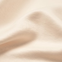https://image.uniqlo.com/GU/ST3/us/imagesgoods/361104/feature/usgoods_361104_feature1.jpg