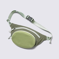 https://image.uniqlo.com/GU/ST3/us/imagesgoods/361368/feature/usgoods_361368_feature1.jpg