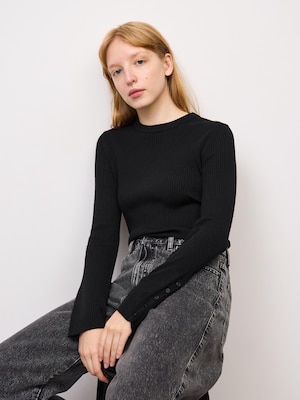 Fine Gauge Knit Ribbed Sweater | MN