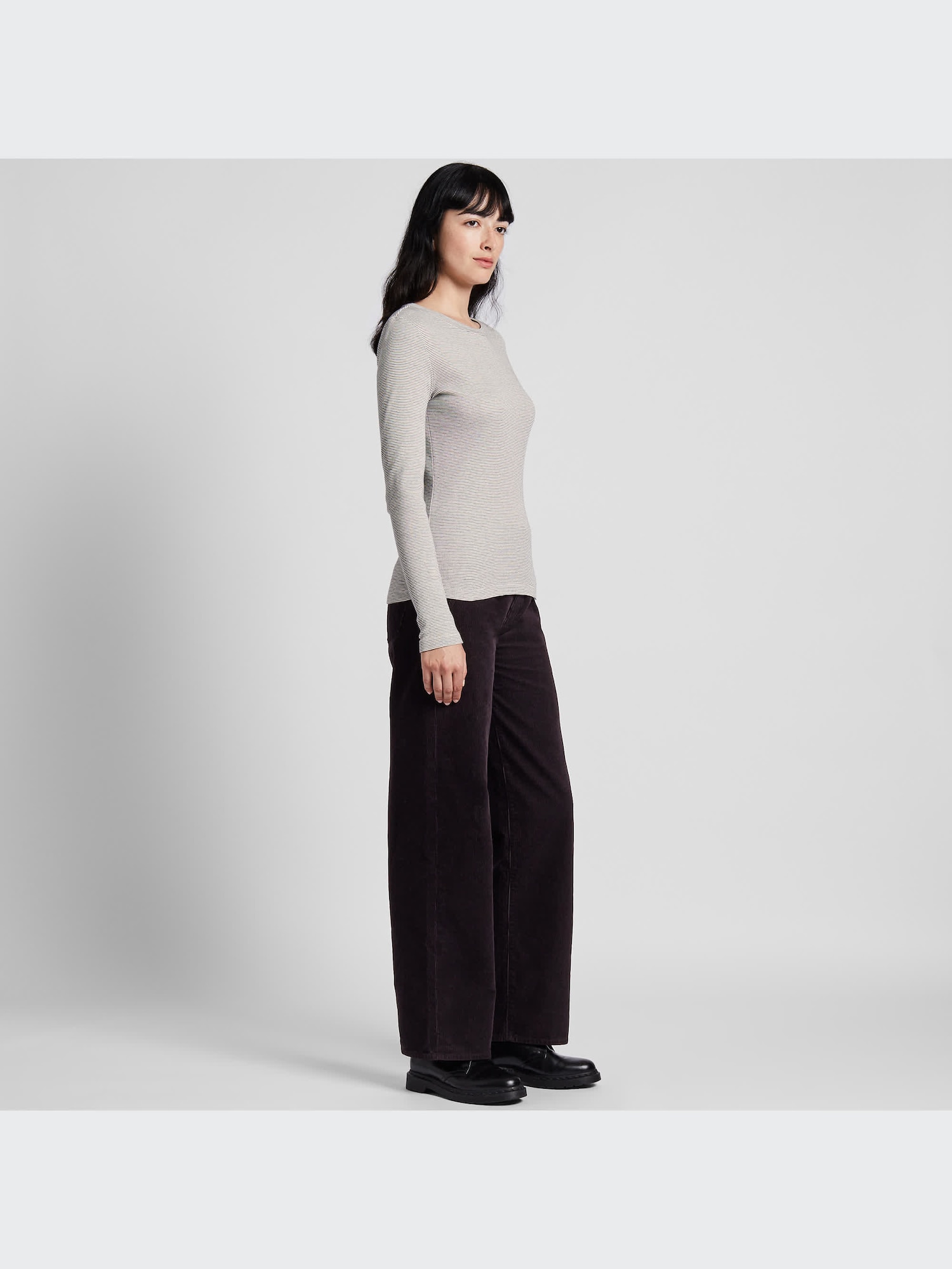 ユニクロ公式 | ストレッチウールスリムフィットパンツ（オールシーズン）