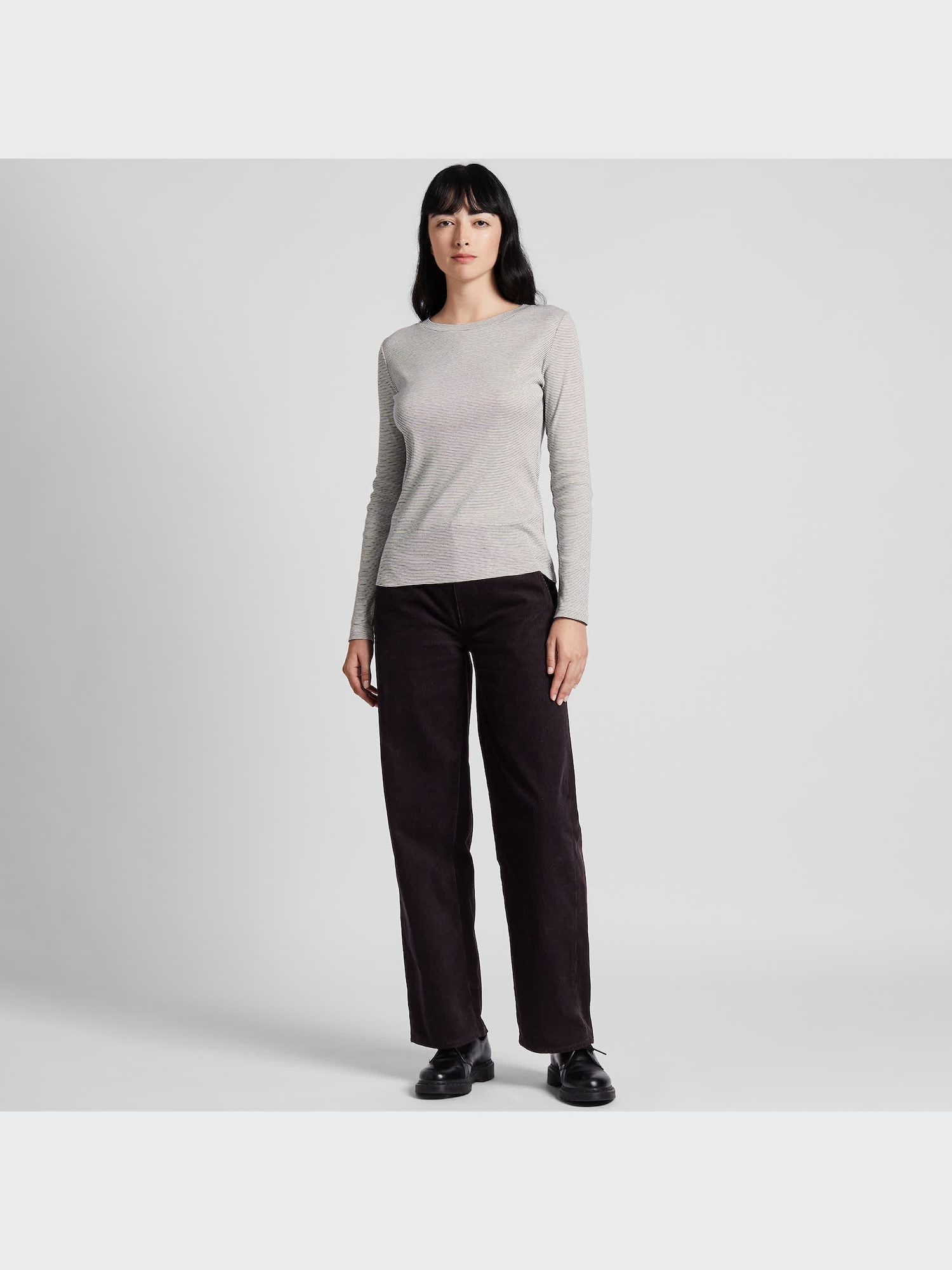 UNIQLO ＋J　ウールスリムフィットパンツ ブラック UNIQLO ユニクロ ＋J ウールスリムフィットパンツ ウエイターパンツ