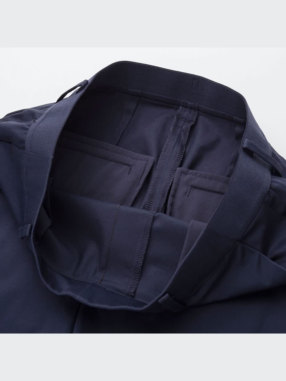 ユニクロ公式 | EZYサテンアンクルパンツ