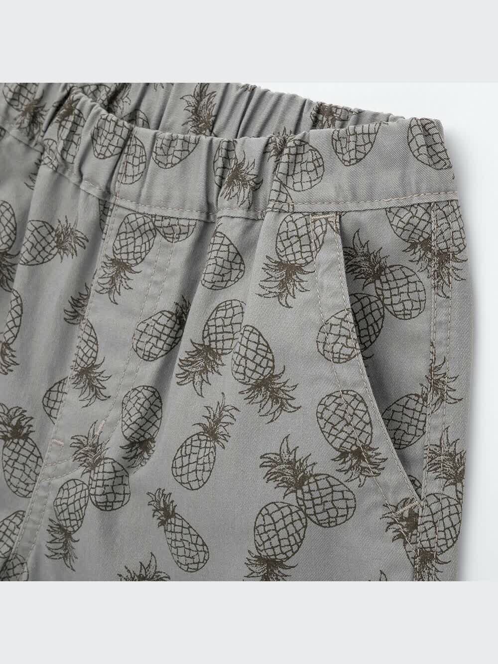 ちーさん　ユニクロラッフルスリーブ2点&adidasパンツ1点 ストレッチイージーアンクルパンツ/ストライプ｜ユニクロの通販