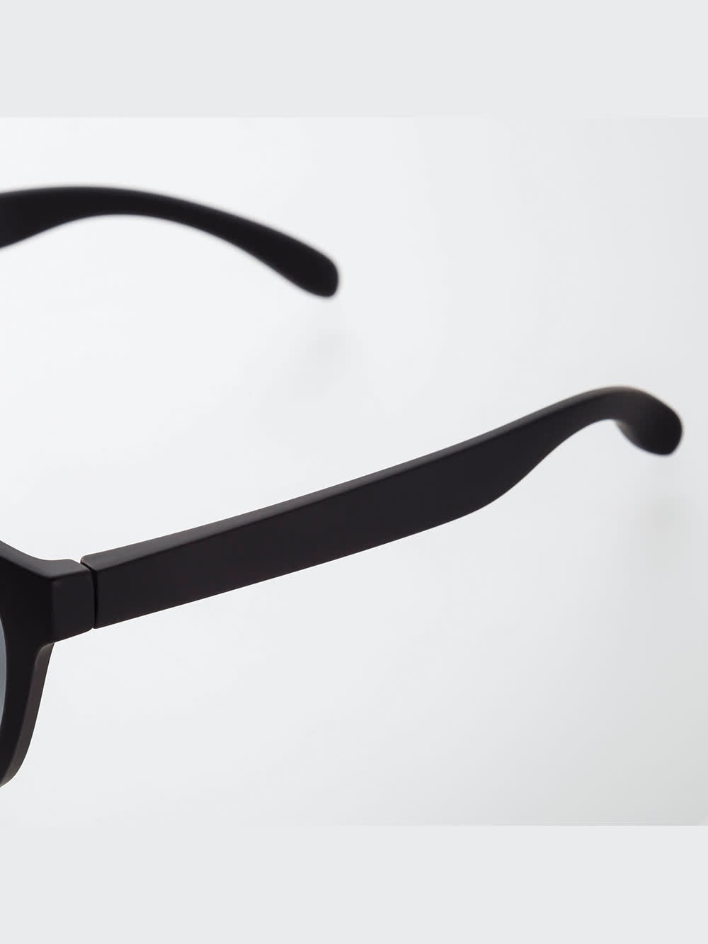 ユニクロ公式 | スポーツウェリントンサングラス