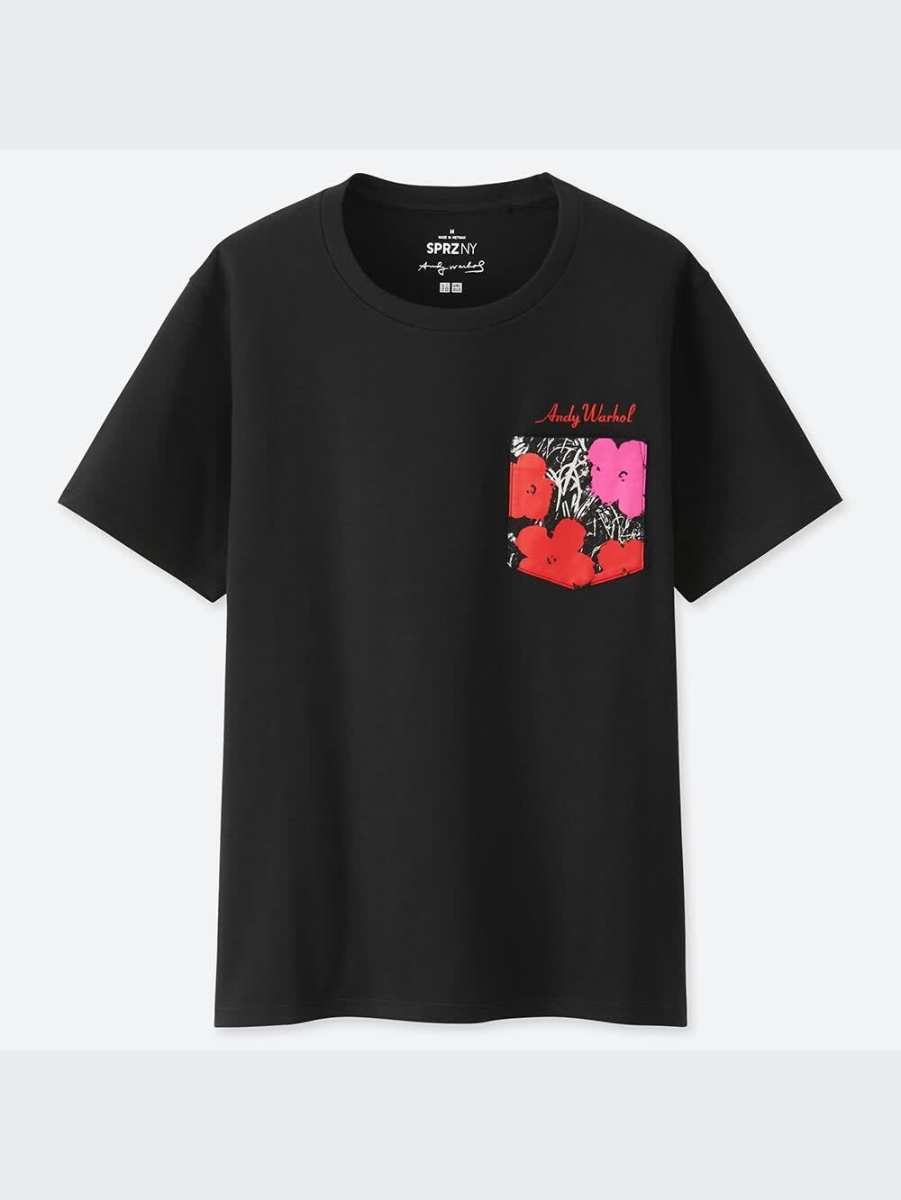 uniqlo_jp ブラックのボタンを🐶に噛みちぎられたー😮‍💨涙