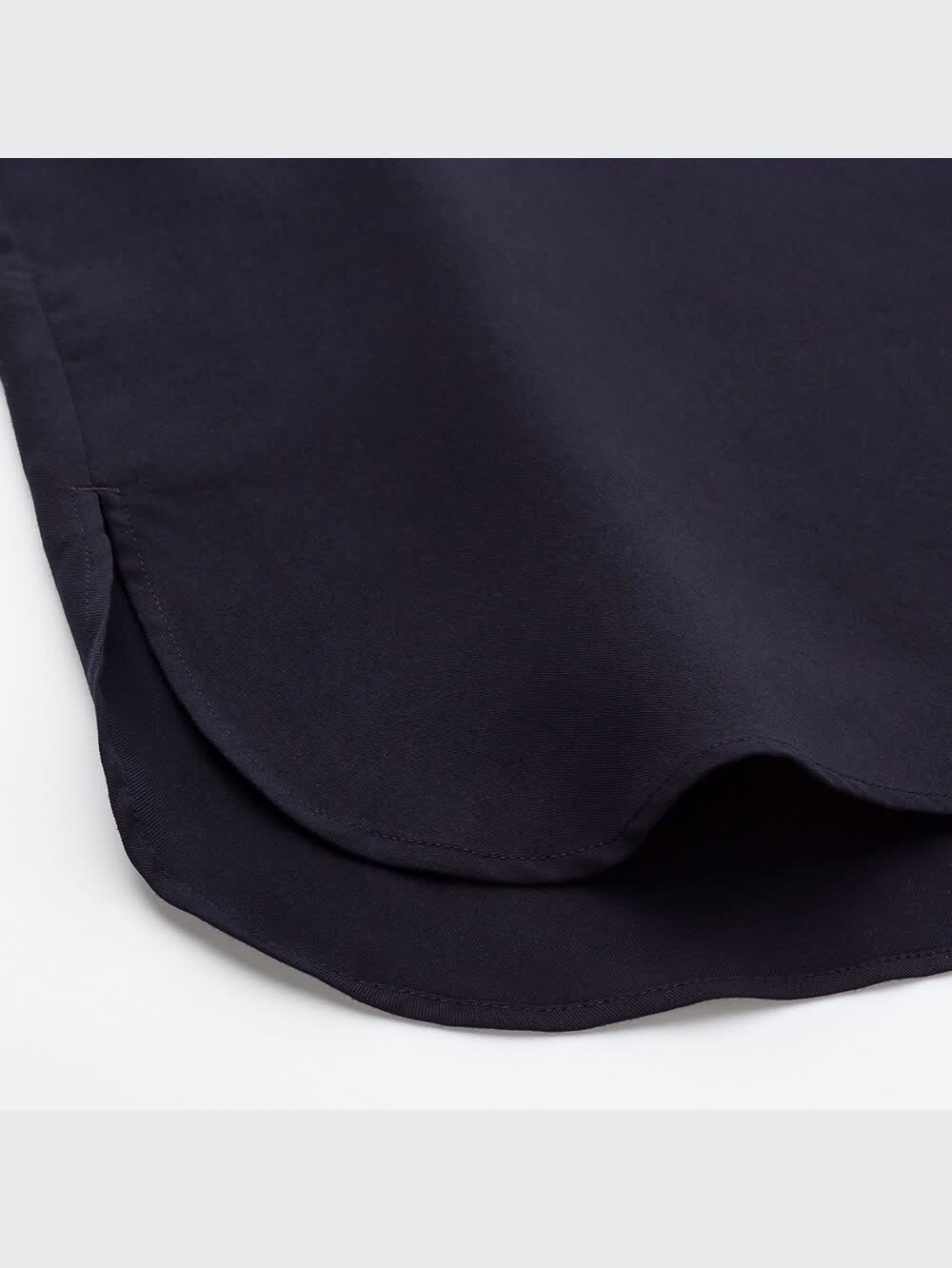 UBCBW45SSH ２つ新品です ユニクロ公式 | レーヨンVネックブラウス（長袖）