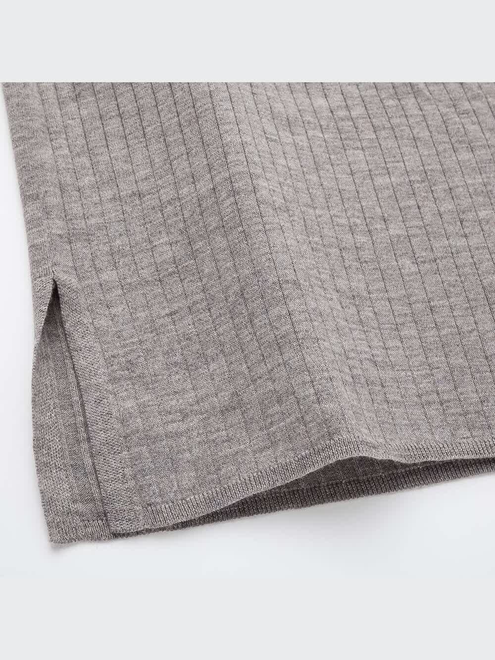 【新品・未使用】アイレボ クリーム ユニクロ公式 | メリノブレンドボートネックワンピース（長袖）