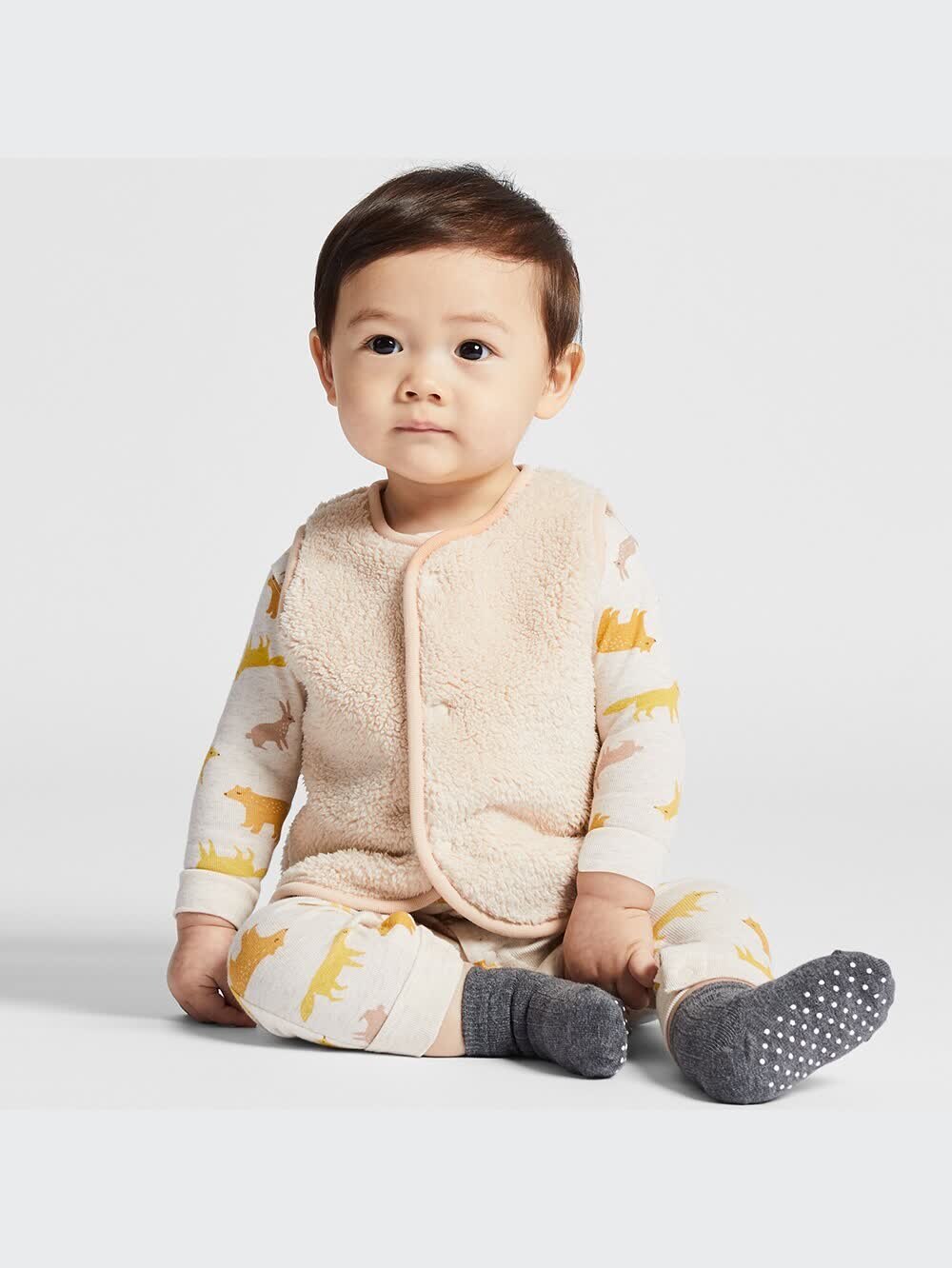 ユニクロ公式 | ボアリバーシブルベスト