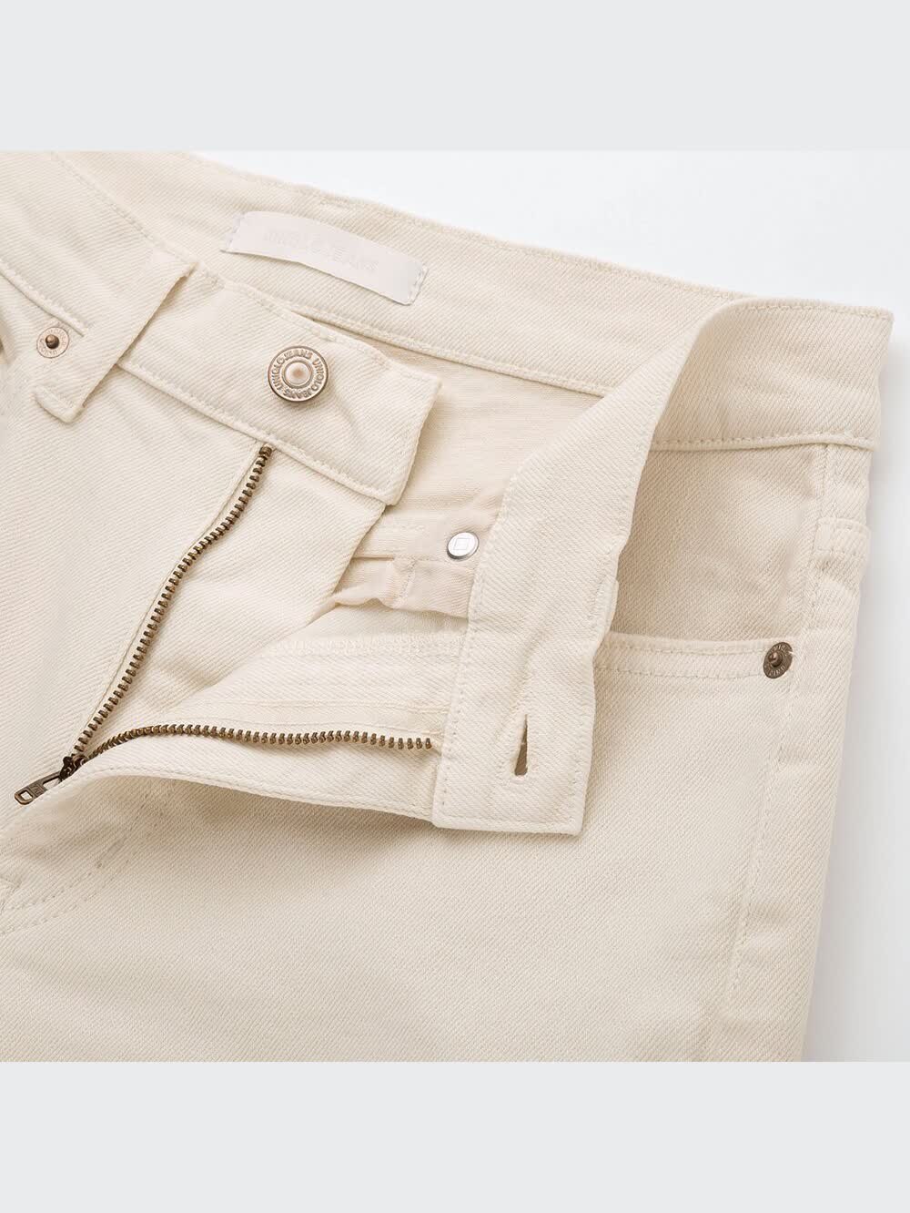 ユニクロ公式 | ハイライズストレートジーンズ（丈長め82cm・CM着用）