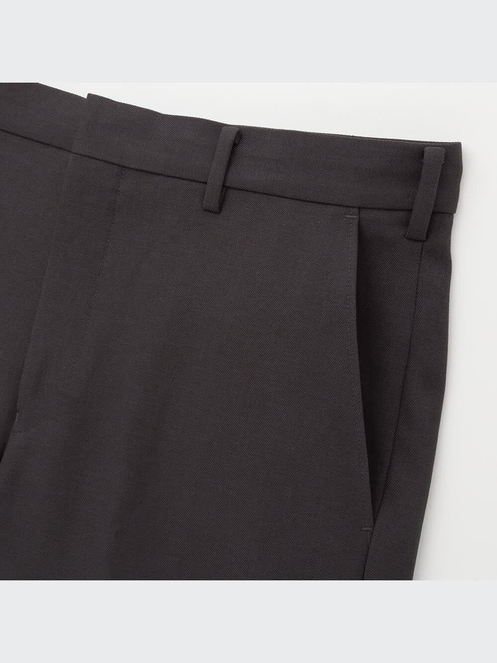新品未使用 UNIQLO U ワイドフィットテーパードパンツ ウエスト