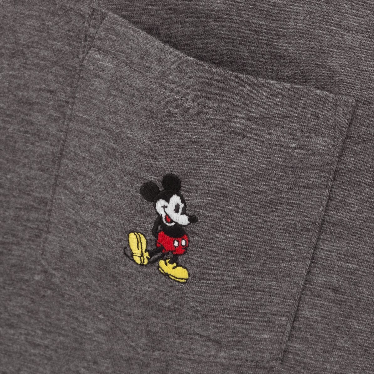 ミッキー スタンズ Ut グラフィックtシャツ 半袖 Men ユニクロ ミッキー スタンズ Ut グラフィックtシャツ 半袖 Men ユニクロ